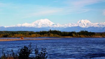 Os tremores foram sentidos na pequena cidade de Homer e também em Fairbanks; não há relatos de danos ou feridos