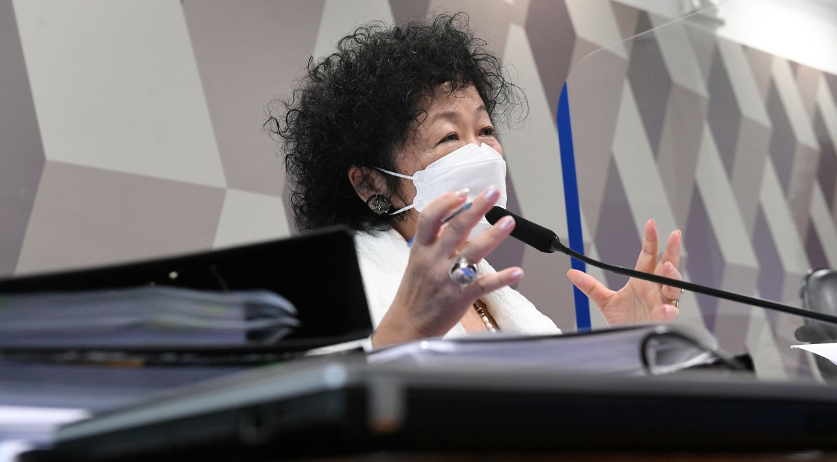 A médica oncologista e imunologista Nise Hitomi Yamaguchi durante depoimento à CPI da Pandemia