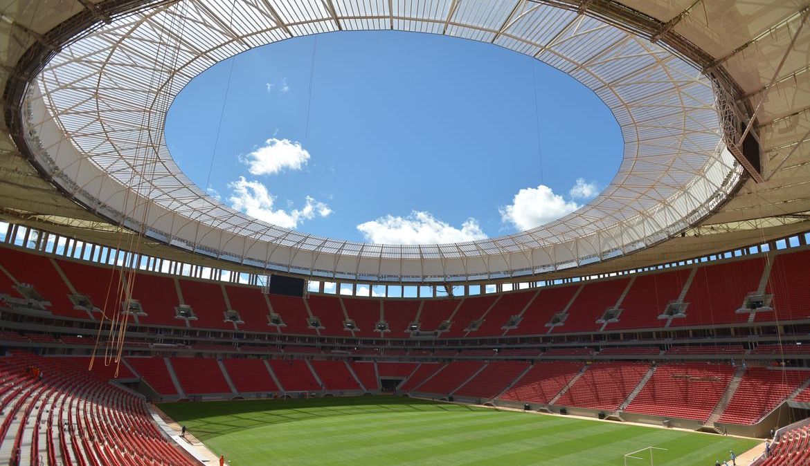Estádio Nacional de Brasília Mané Garrincha, reinaugurado em 2013 para a Copa do Mundo do ano seguinte
