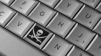 Segundo Alianza, 38,4% dos lares brasileiros consomem conteúdo pirata