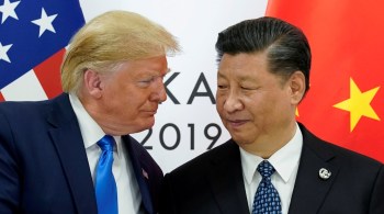 Questionado sobre possibilidade de banir empresas chinesas nos EUA, como gigante de e-commerce Alibaba, Trump respondeu: "estamos analisando outras coisas sim"