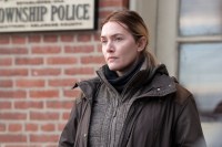 Kate Winslet insistiu para ‘barriguinha saliente’ não ser editada em série