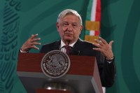 No México, partido de López Obrador perde força no Congresso