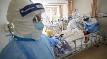 Estudo em Wuhan, cidade onde surgiram os primeiros casos de infecção pelo coronavírus, é chance para o governo chinês esclarecer o início da pandemia