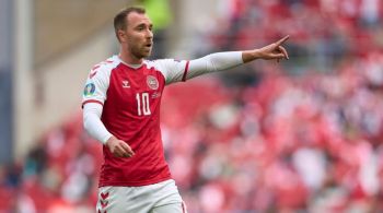 Meio-campista dinamarquês sofreu uma parada cardíaca durante uma partida pela seleção da Dinamarca contra a Finlândia, pela Eurocopa 