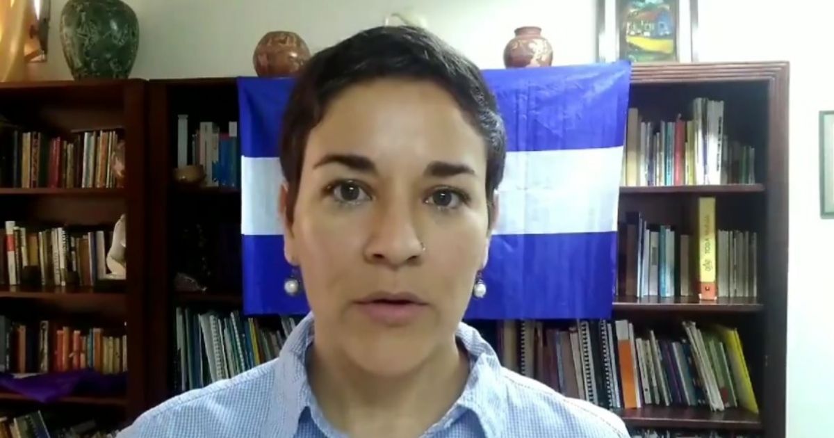 Ativista da Unidade Nacional Azul e Branca, Tamara Dávila