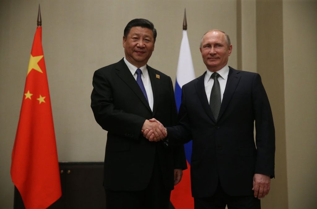Xi Jinping, presidente da China, e Vladimir Putin, presidente da Rússia