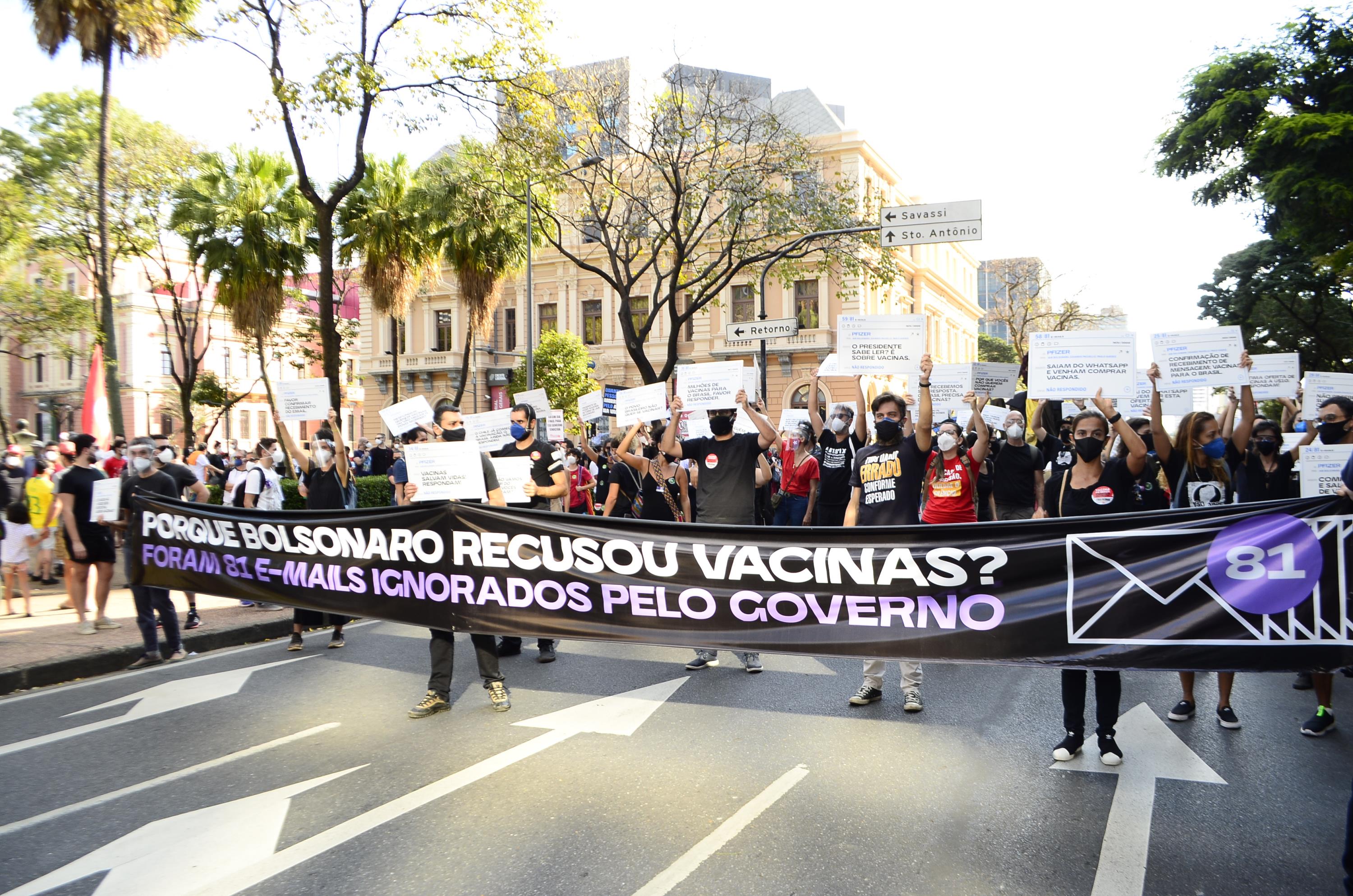 Protesto contra o governo do presidente Jair Bolsonaro em Belo Horizonte (MG), n