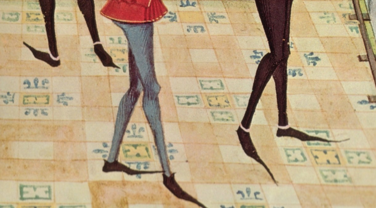 Detalhe das poulaines no manuscrito iluminado de Renaud de Montauban, do século 15