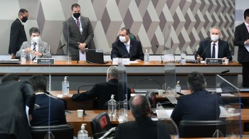 Em votação simbólica, senadores aprovaram requerimentos para ouvir redes sociais sobre medidas para conter disseminação de notícias falsas em suas plataformas