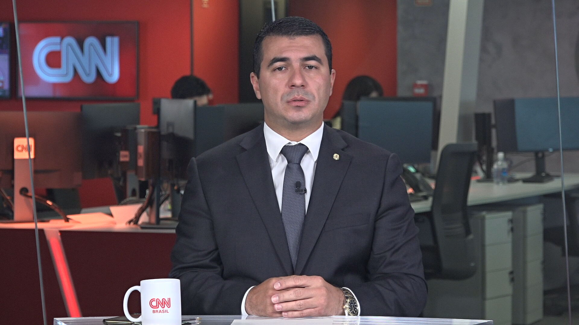 Deputado federal Luis Miranda (DEM-DF) fala à CNN sobre convite à CPI 