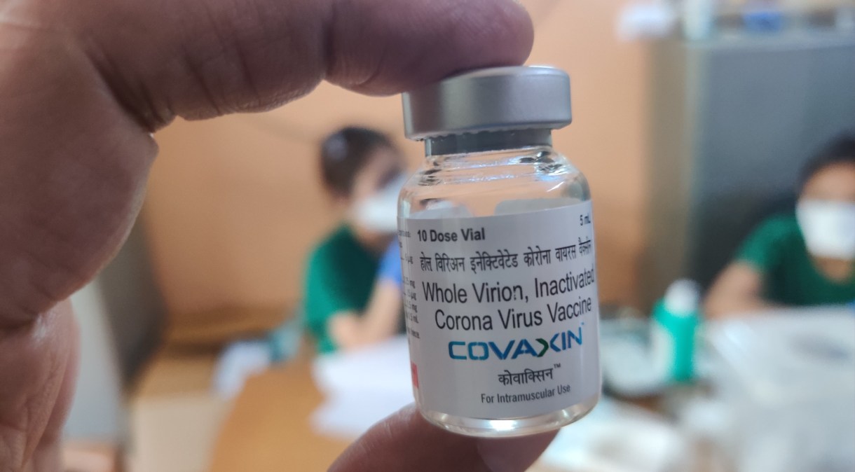 Governo brasileiro nega irregularidades na compra da vacina indiana Covaxin