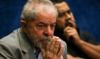 O impasse de Lula entre um programa amplo ou mais ligado à esquerda