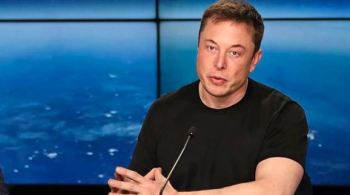 Graças ao grande aumento nas ações da Tesla, Musk se tornou apto para receber dois 'pacotes de ações' que valem cerca de US$ 2,8 bilhões cada