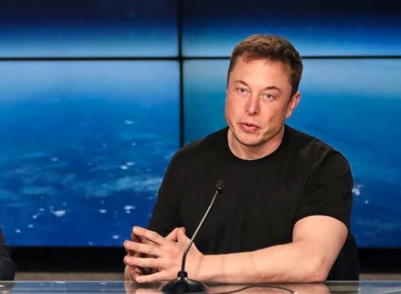 O empresário Elon Musk é um dos críticos ferrenhos às medidas de precaução motivadas pela pandemia 