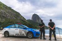 Rio de Janeiro adota câmera no uniforme da PM a partir do Réveillon