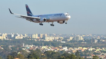 Aos poucos, as empresas aéreas retomam as atividades, mas em um ritmo lento em relação ao período anterior à pandemia da Covid-19