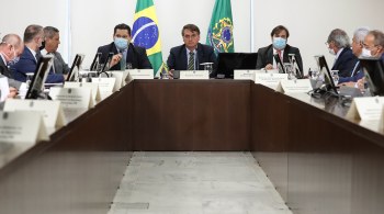 Após reunião virtual com o presidente, governadores cobram data de pagamento de ajuda e esperam receber ainda este mês