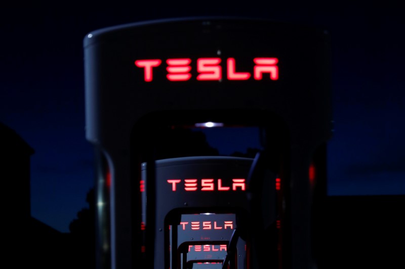 Logo da automotiva norte-americana Tesla, comandada por Elon Musk