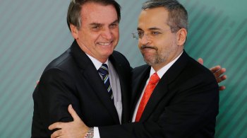 Abraham Weintraub poderá definir dirigentes pró tempore (temporários) para instituições federais de ensino enquanto vigorar emergência pública por Covid-19