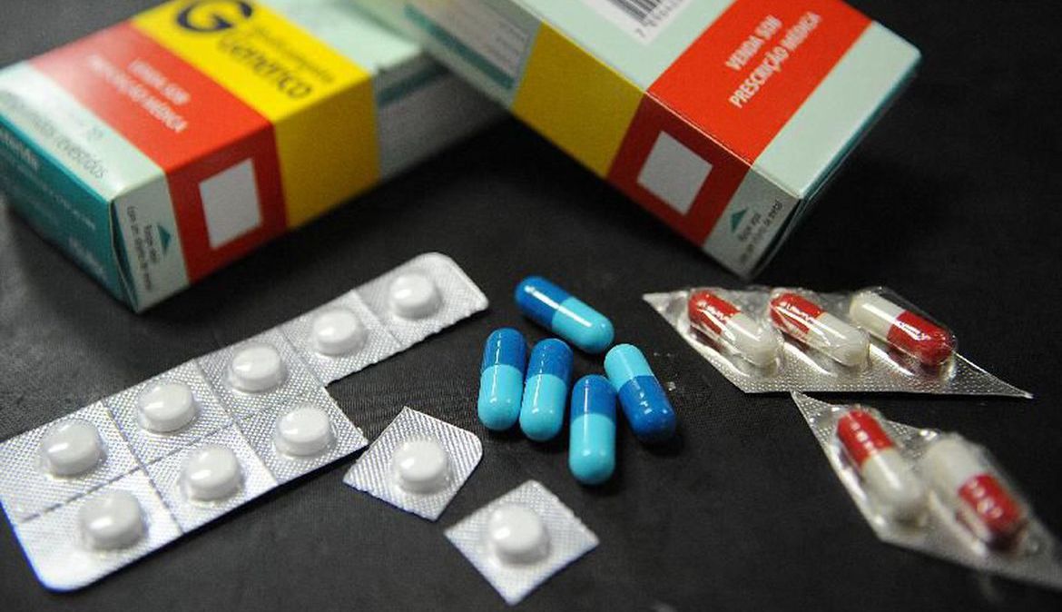 Comprimidos e caixas de remédio: rede de farmácias d1000 não tem um ano de estreia bom na B3 