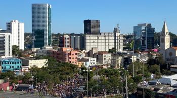 “Em termos de manifestação, é pouca gente”, disse uma fonte à CNN sobre os cerca de 3 mil manifestantes críticos a Bolsonaro concentrados no Largo da Batata