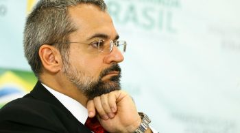 Segundo o ministro do STF, com a exoneração de Weintraub, não é mais competência da Corte analisar a acusação