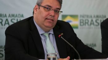 A avaliação no Palácio do Planalto é de que Voguel está “dando conta do recado” durante a interinidade