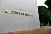 Ministério da Educação autoriza J&F a criar faculdade