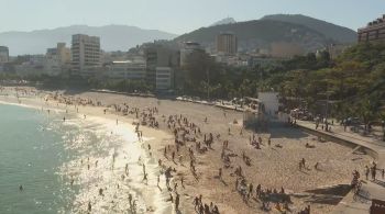 Começo do inverno no Brasil registrou altas temperaturas e muitos cariocas não respeitaram o isolamento social 