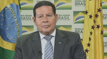 Vice-presidente defende que governo afaste extremos e procure adotar postura de 'mais harmonia' com poderes