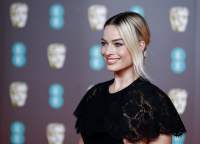 Fetiche: Margot Robbie recebe proposta de R$1,5 milhão para tirar fotos dos pés, diz site