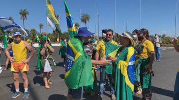 Diferente dos últimos atos, poucas pessoas até o momento se manifestaram pró e contra o governo no Distrito Federal