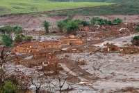 Tragédia em Mariana: Justiça retoma julgamento de acusados pelo rompimento