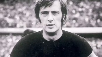 Com o clube, o lateral esquerdo foi campeão como jogador em 1962, 1964 e 1965, e como treinador em 1981