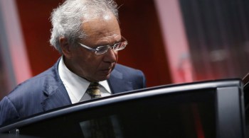 Plano está sendo costurado pelo ministro da Economia, Paulo Guedes, e por integrantes do Planalto com senadores. 