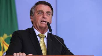 O presidente está acompanhado do filho Carlos Bolsonaro e da primeira-dama, Michelle Bolsonaro, no Hospital Vila Nova Star, em São Paulo