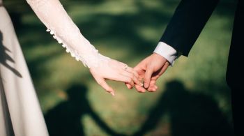 No Japão, pais fazem filas e pagam quase R$ 500 para trocar perfis de filhos solteiros em busca de um parceiro; país registrou em 2021 menor número de casamentos desde a Segunda Guerra Mundial