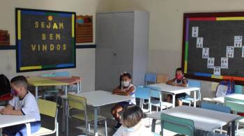 Após encontro com Jair Bolsonaro, Milton Ribeiro e Marcelo Queiroga anunciam que tomarão medidas em conjunto para estabelecer o retorno dos alunos