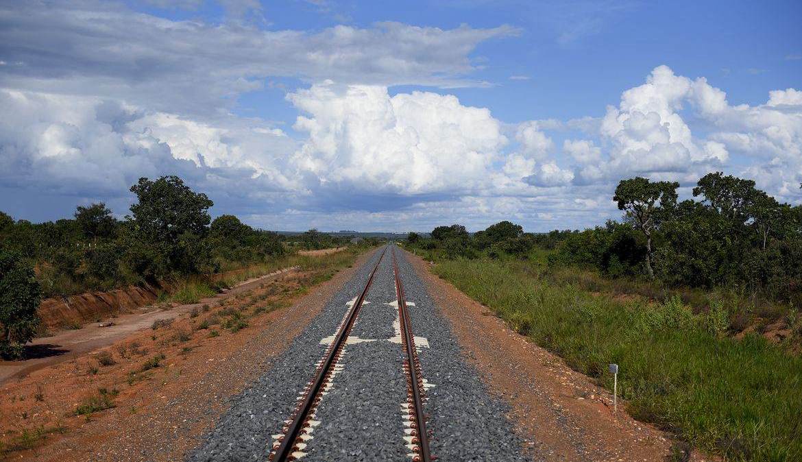 "Ferrogrão": Ferrovia com quase 1.000 km de extensão vai facilitar o escoamento da safra de grãos do Centro-Oeste pelos portos da região Norte do país