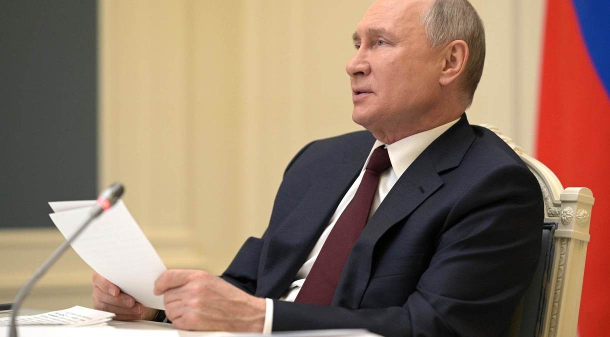 O presidente da Rússia, Vladimir Putin, afirmou que se vacinou contra Covid-19 com a Sputnik V