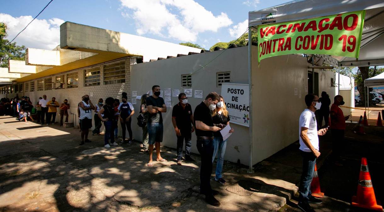 Posto de vacinação contra Covid-19 no Hospital do Guará, em Brasília