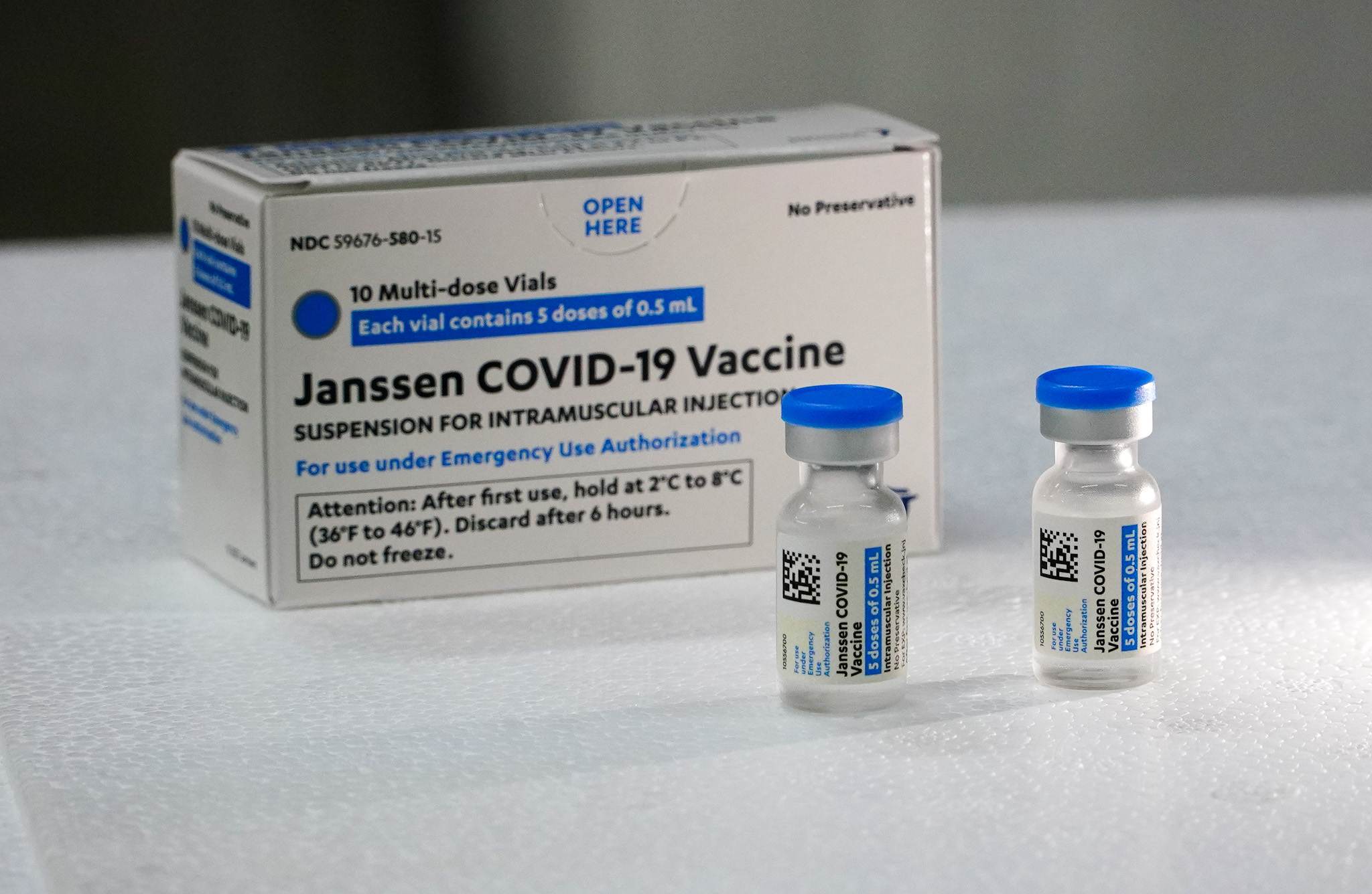 Duas doses da vacina da Janssen