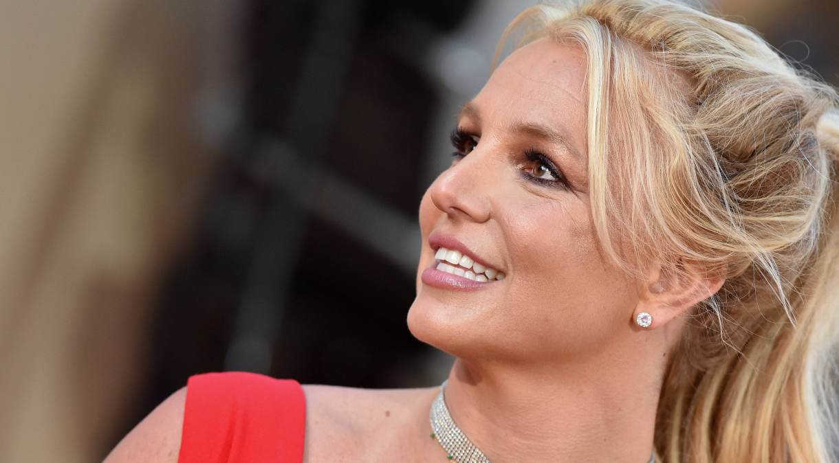Britney Spears acaba de lançar sua autobiografia que traz uma série de revelações de sua vida até aqui
