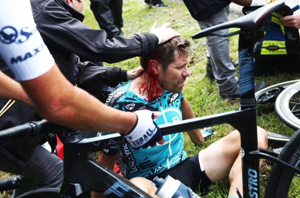 Cyril Lemoine se feriu durante o acidente no Tour de France