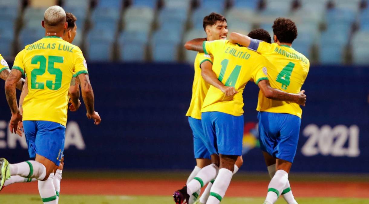 Zagueiro marcou seu primeiro gol com a camisa da Seleção