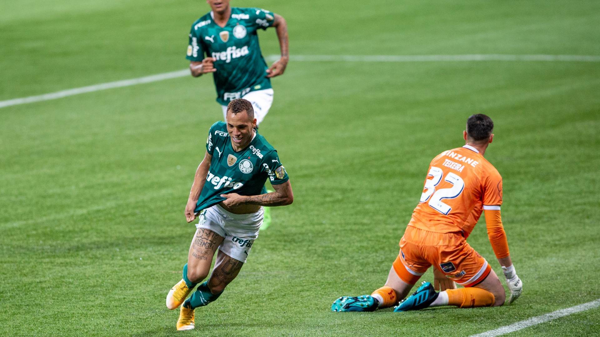 Breno Lopes fez no fim da partida o gol da vitória alviverde