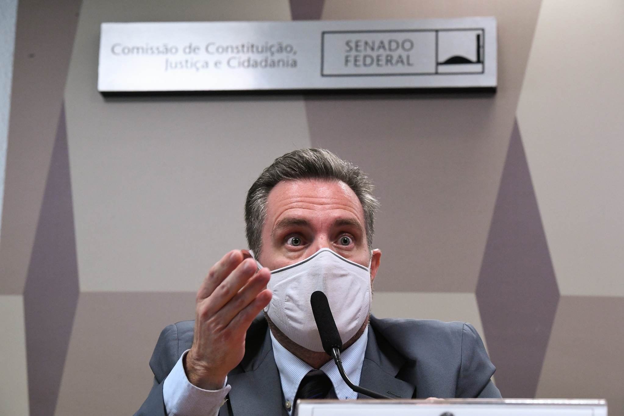 Luiz Paulo Dominguetti Pereira durante depoimento na CPI da Pandemia