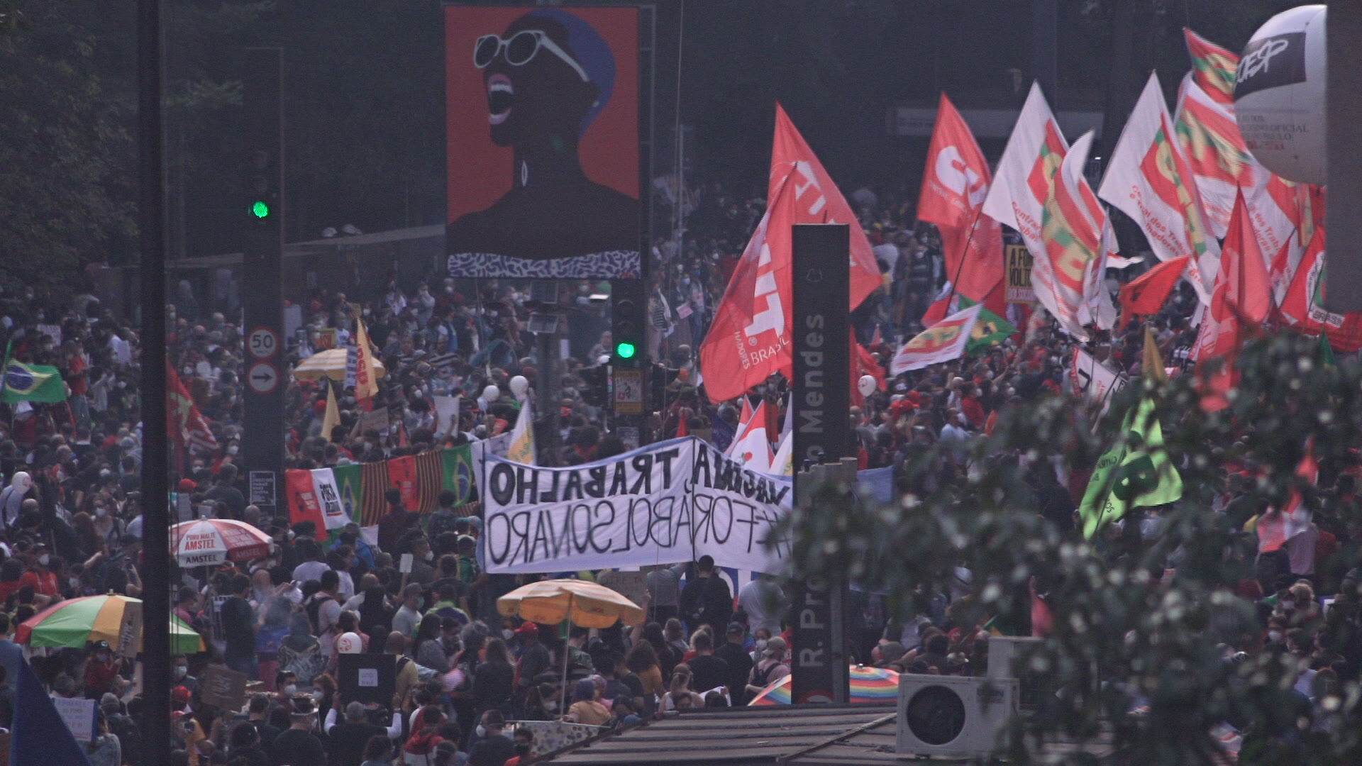 Manifestação contra Bolsonaro próximo ao MASP, na Avenida Paulista (03-07-2021)