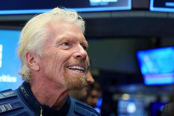 Richard Branson em evento de entrada da Virgin Galactic na NYSE, em 2019